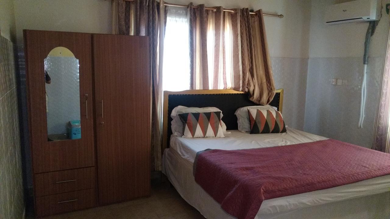 Nordik Palace Bed & Breakfast Tema Exterior foto